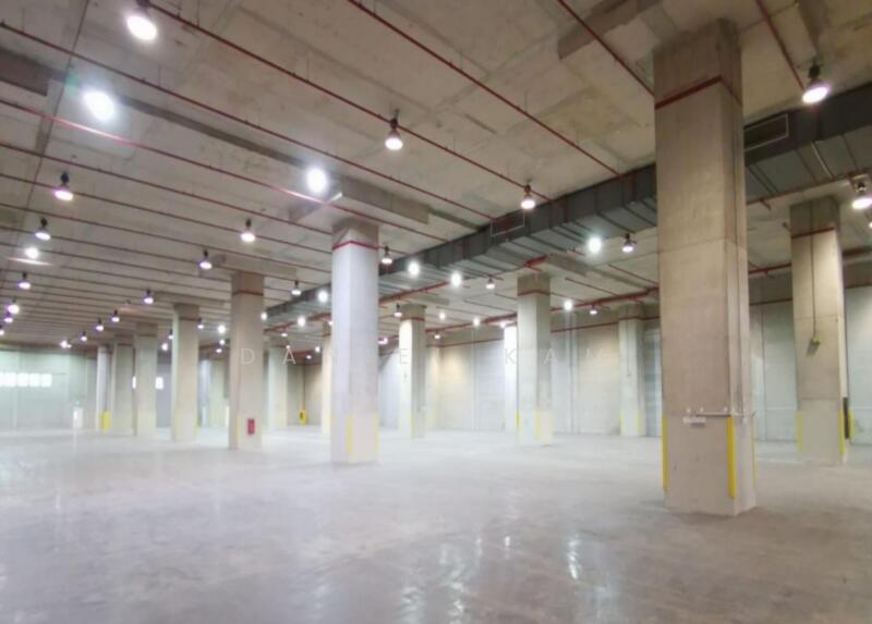 ⭐️📞 Factory for rent ⭐, Rent Aircon Warehouse Rampup D3 D13 D19 D22, 200,000 sqft, Warehouse For Rent, by Daniel Kam 甘囯財, 25156205 - CommercialGuru.com.sg