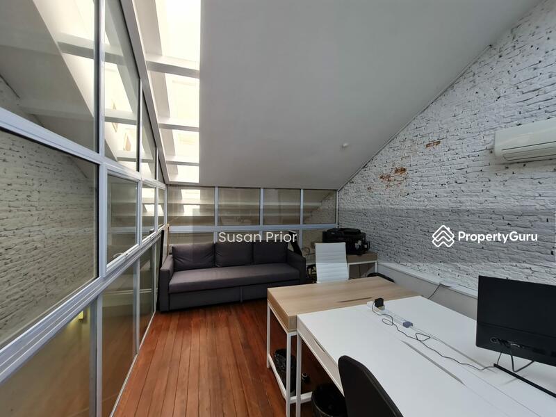 For Sale - Emerald / Cairnhill / Devonshire