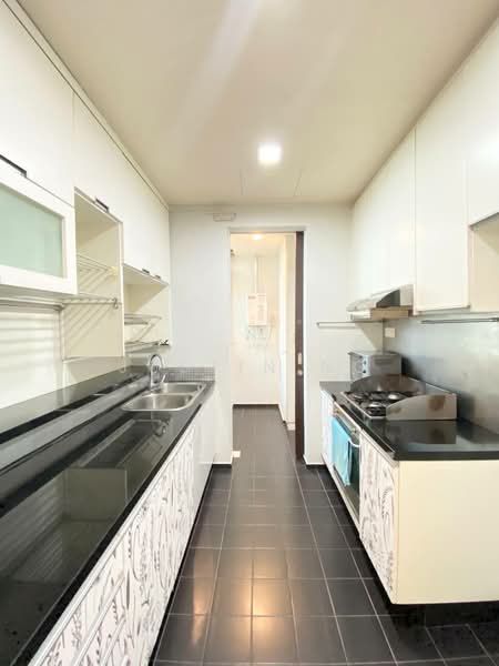 Country Park Condo, 49 Bedok Road, 3 Bedrooms, 1,098 sqft, Condominium For Rent, by Justin Ng, 25156513 - PropertyGuru.com.sg