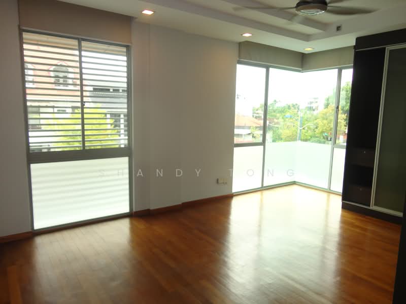 Semi D within mins walk to International French school, , 5 Bedrooms, 5,500 sqft, Semi-Detached House For Rent, by Shandy Tong, 25159454 - PropertyGuru.com.sg
