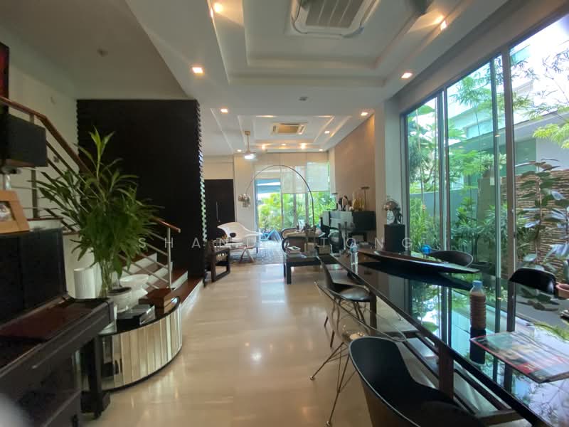 Semi D within mins walk to International French school, , 5 Bedrooms, 5,500 sqft, Semi-Detached House For Rent, by Shandy Tong, 25159454 - PropertyGuru.com.sg