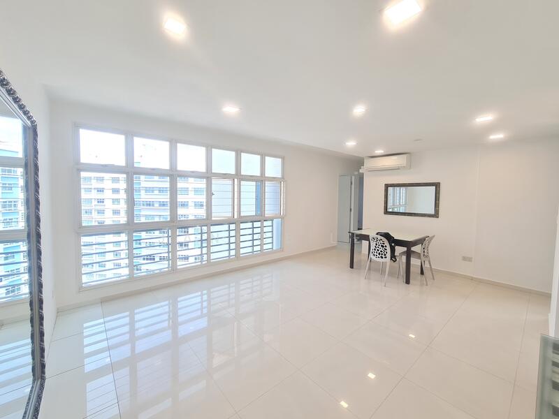 Beautiful and Spacious Living Room