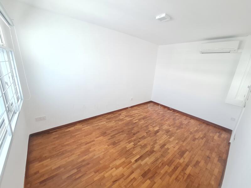 Nice spacious Master bedroom