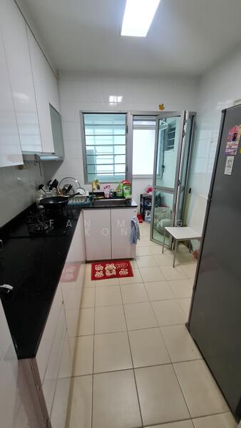 26 Ghim Moh Link, 26 Ghim Moh Link, 2 Bedrooms, 721 sqft, HDB Flat For Rent, by Fan Mong Kong, 25160770 - PropertyGuru.com.sg