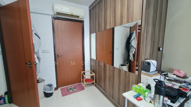 26 Ghim Moh Link, 26 Ghim Moh Link, 2 Bedrooms, 721 sqft, HDB Flat For Rent, by Fan Mong Kong, 25160770 - PropertyGuru.com.sg