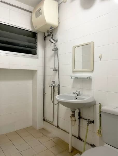 211 Pasir Ris Street 21, 211 Pasir Ris Street 21, Room Rental, 200 sqft, HDB Flat For Rent, by Jay Low, 25161078 - PropertyGuru.com.sg