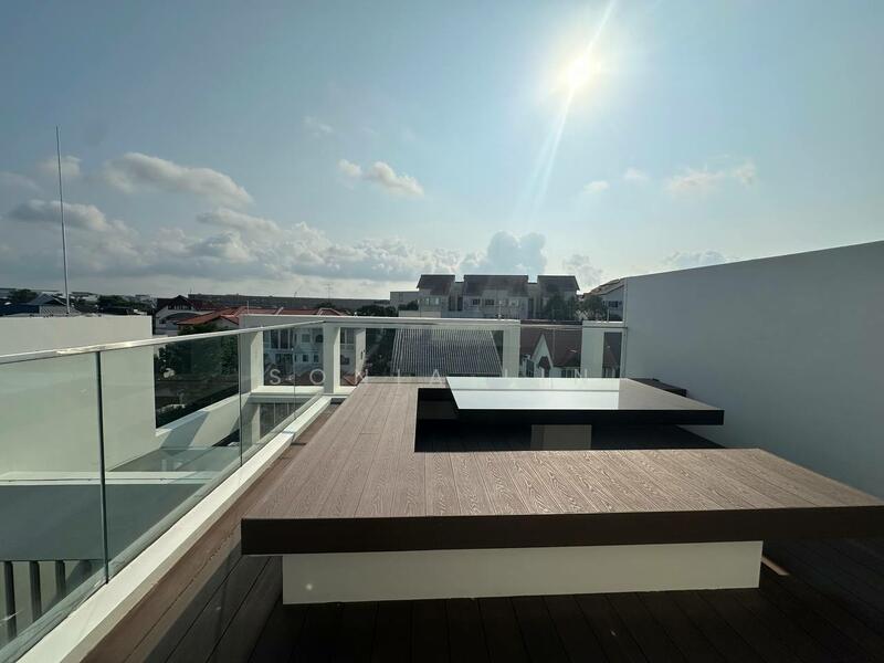 Lux Semi-D in Bedok Avenue. Jap design glass window high ceiling, open sky bath tub! Only $2,5xxpsf! Semi-Detached House For Sale at S$ 7,500,000 | PropertyGuru Singapore