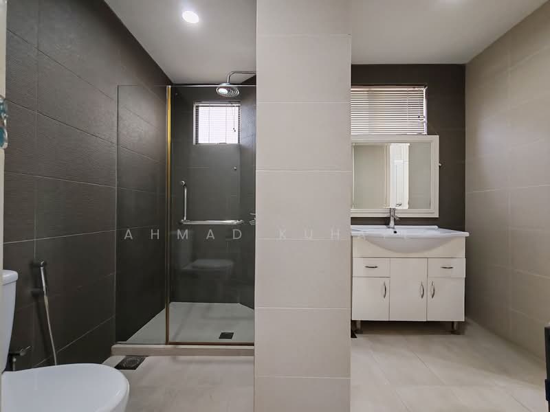 Bayshore Park, 62 Bayshore Road, 4 Bedrooms, 2,100 sqft, Condominium For Rent, by Ahmad Kuhail, 25163793 - PropertyGuru.com.sg