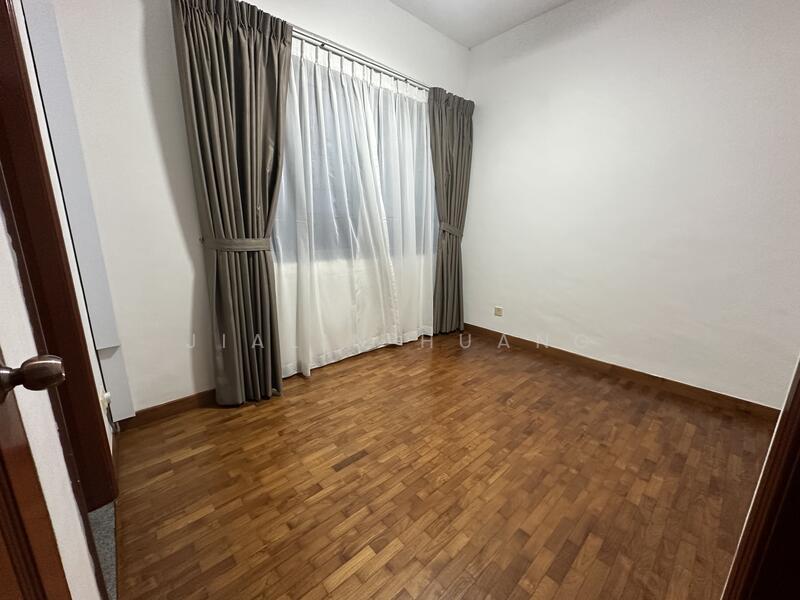 For Rent - D'Manor