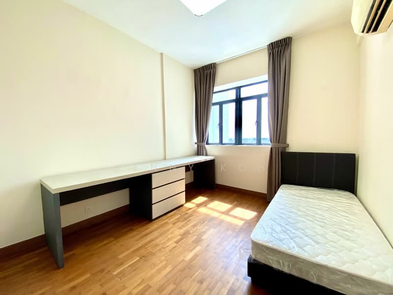 Fernwood Towers, 28 Fernwood Terrace, 3 Bedrooms, 1,636 sqft, Condominium For Rent, by Kenny Koh, 25165168 - PropertyGuru.com.sg