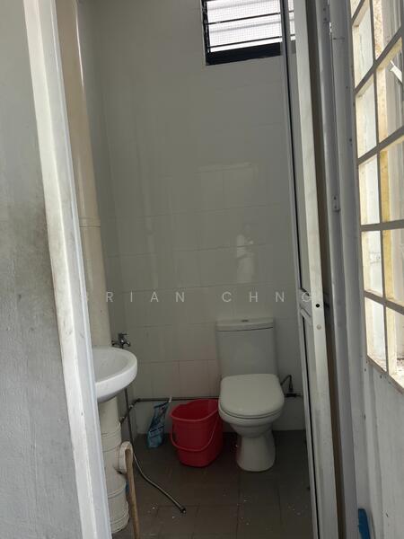 Ang Mo Kio Ave 4, Ang Mo Kio / Bishan / Thomson, 861 sqft, Shop / Shophouse For Rent, by Brian Chng, 25165492 - CommercialGuru.com.sg