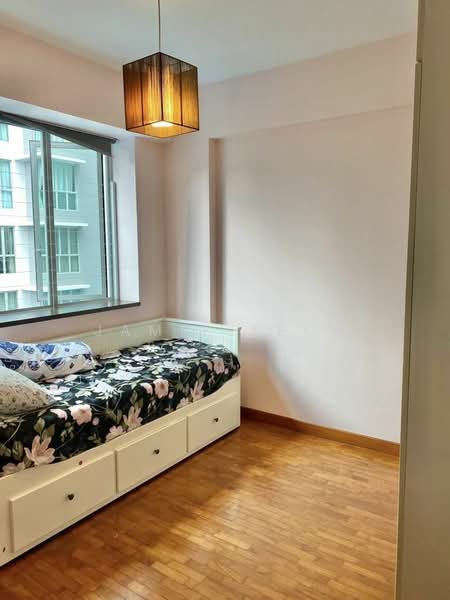 Whitewater, 33 Pasir Ris Street 72, 3 Bedrooms, 1,281 sqft, Executive Condominium For Rent, by Jamie Teoh, 25166296 - PropertyGuru.com.sg