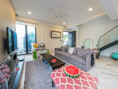 For Sale - BEAUTIFUL 3.5 STY CORNER TERRACE - MARINE PARADE MRT/TAO NAN/HAIG GIRLS'/CHIJ KATONG PRIMARY