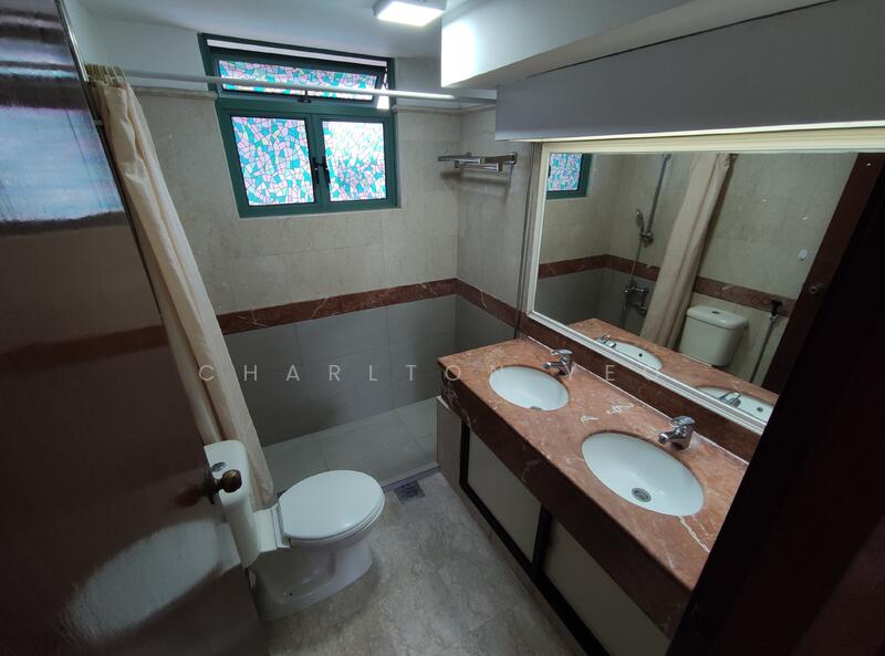 Changi Court, 698 Upper Changi Road East, 2 Bedrooms, 925 sqft, Condominium For Rent, by Charlton Yeo, 25166456 - PropertyGuru.com.sg