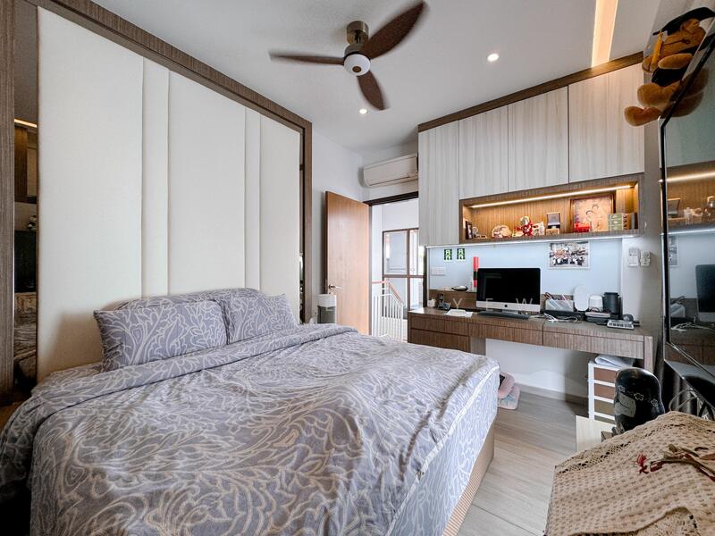 For Sale - Riz Haven