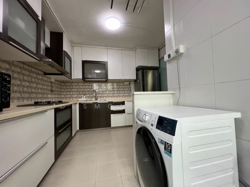 548 Jurong West Street 42, 548 Jurong West Street 42, 3 Bedrooms, 1,615 sqft, HDB Flat For Sale, by Desmond Koh, 25167168 - PropertyGuru.com.sg