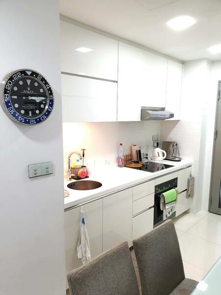 One Shenton, 1 Shenton Way, 2 Bedrooms, 1,055 sqft, Condominium For Rent, by Colin Soh, 25168539 - PropertyGuru.com.sg
