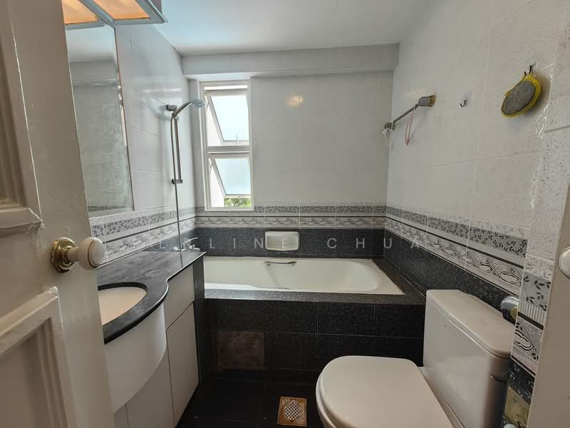 Royal Palm Mansions, 330 Pasir Panjang Road, 4 Bedrooms, 1,227 sqft, Condominium For Rent, by Perline Chua, 25168809 - PropertyGuru.com.sg