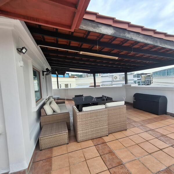 For Rent - Pavilion Park