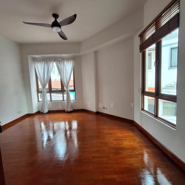 For Rent - Pavilion Park
