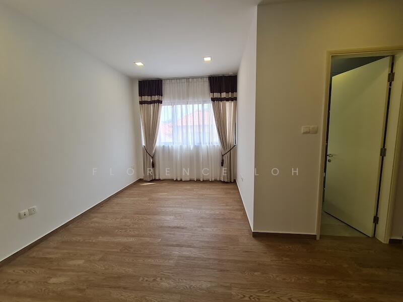 Worthing Road @ Serangoon Garden Estate, Worthing Road, 5 Bedrooms, 5,000 sqft, Semi-Detached House For Rent, by Florence Loh, 25169432 - PropertyGuru.com.sg