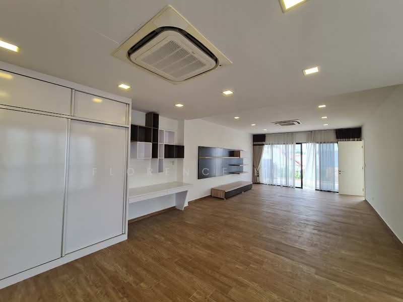 Worthing Road @ Serangoon Garden Estate, Worthing Road, 5 Bedrooms, 5,000 sqft, Semi-Detached House For Rent, by Florence Loh, 25169432 - PropertyGuru.com.sg