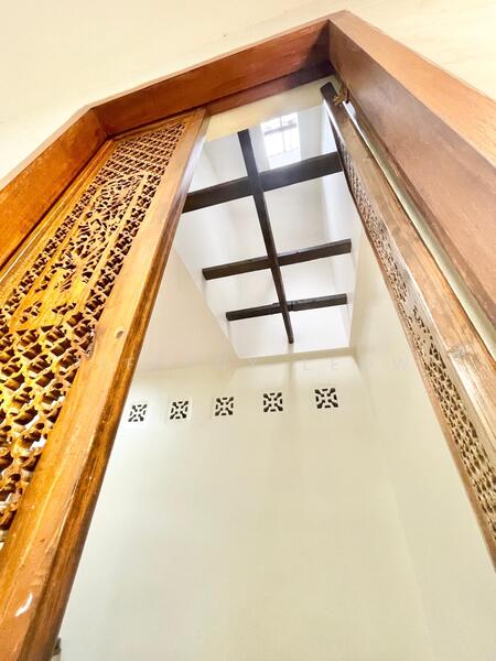 *** NEWLY RENOVATED!!! WALK TO GREAT WORLD CITY!, JALAN MUTIARA, Orchard / River Valley, 6 Bedrooms, 2,800 sqft, Terraced House For Rent, by Tiffany Leow, 25171071 - PropertyGuru.com.sg