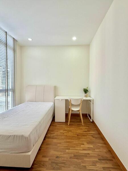 The Lakeshore, 31 Jurong West Street 41, Room Rental, 100 sqft, Condominium For Rent, by George Tan, 25171182 - PropertyGuru.com.sg