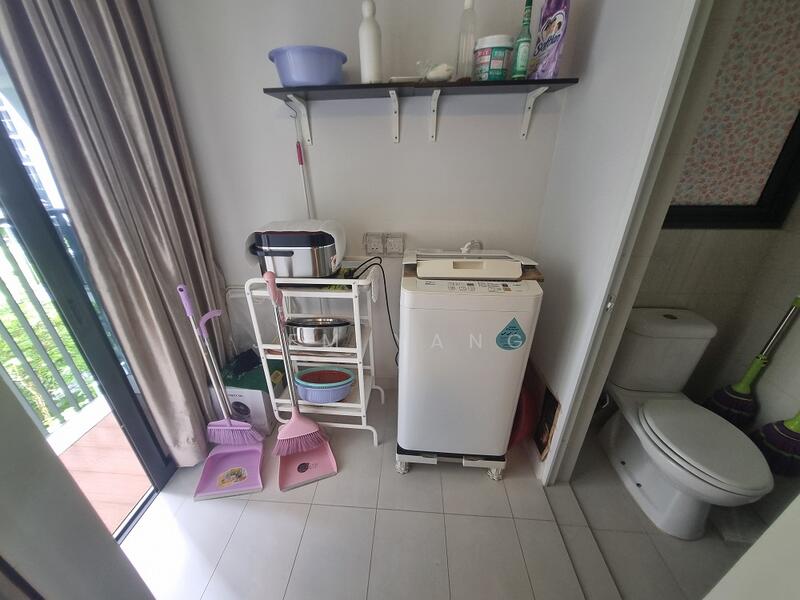 Coco Palms, 31 Pasir Ris Grove, 3 Bedrooms, 1,098 sqft, Condominium For Rent, by Jem Yang, 25171473 - PropertyGuru.com.sg