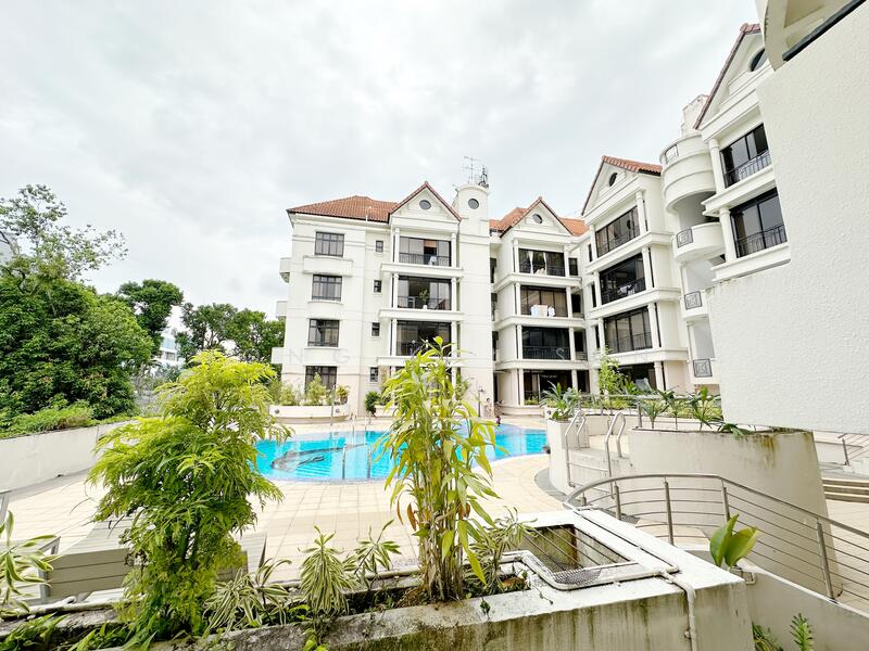 28 Shelford, 28 Shelford Road, 2 Bedrooms, 818 sqft, Condominium For Rent, by Wong Kai Sun 黄开山, 25172302 - View from Yard - PropertyGuru.com.sg