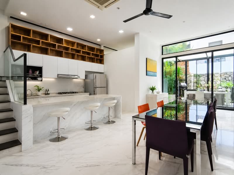 ⭐️MODERN INTER TERRACE NEAR HILLVIEW MRT, HILLV2, DAIRY FARM RD, JALAN GUMILANG, RAMAJA, DERMAWAN⭐️, Jalan Gumilang Hillview Intan Remaja Dermawan Zamrud Elizabeth Chu Lin Chestnut Cashew Almond Asas Yuk Tong Chun Tin Eng Kong Kismis Toh Tuck Yi Pisang Highgate Greenridge Sunset Clementi Hua Guan Sian Tuan Sixth Avenue Haji Alias Ming Teck Jambu, 6 Bedrooms, 5,000 sqft, Terraced House For Sale, by Damian Tan 陈係赈, 25172725 - PropertyGuru.com.sg