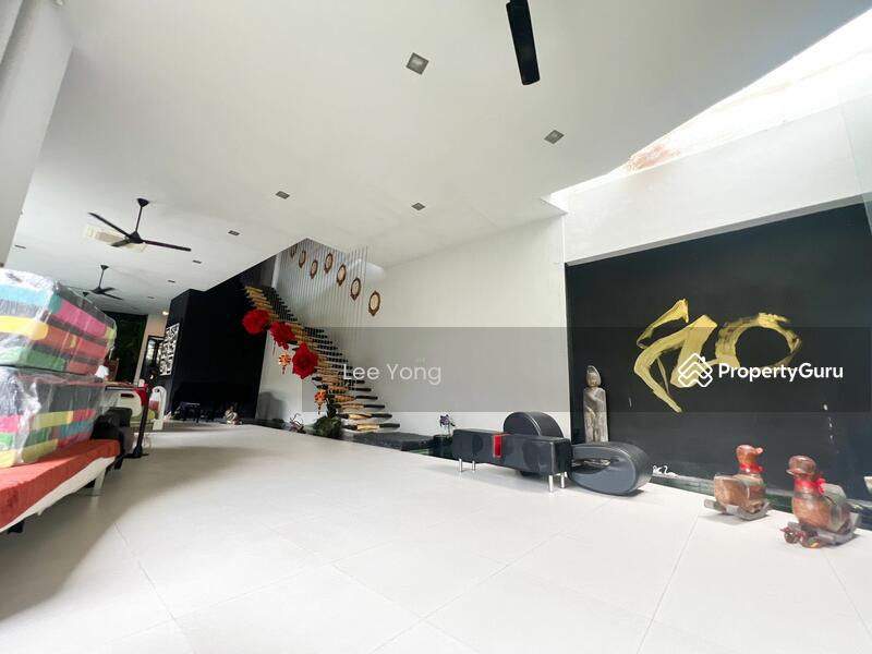 For Sale - 7000sqft, Swimming pool, freehold, semi-d