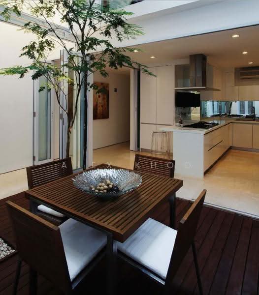 Cairnhill Road, Orchard / River Valley, 3 Bedrooms, 6,329 sqft, Terraced House For Rent, by Alex Khoo, 25174700 - PropertyGuru.com.sg
