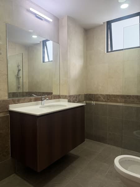 Regent Heights, 56 Bukit Batok East Avenue 5, 3 Bedrooms, 1,023 sqft, Condominium For Rent, by Roy Tan, 25175140 - PropertyGuru.com.sg