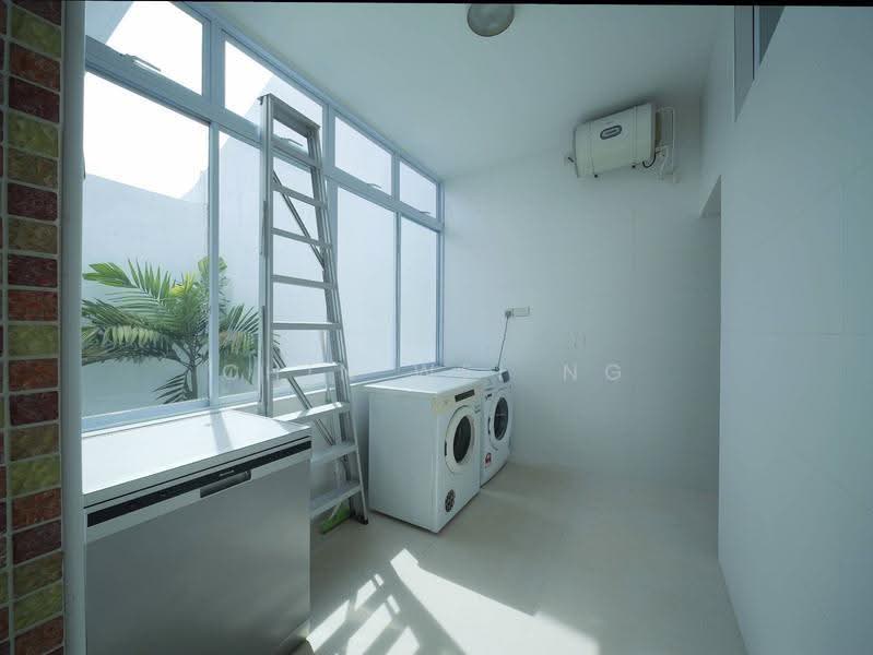 Finland Gardens, 54 East Coast Terrace, East Coast / Marine Parade, 4 Bedrooms, 1,808 sqft, Condominium For Rent, by Chin Wei NG, 25175688 - PropertyGuru.com.sg
