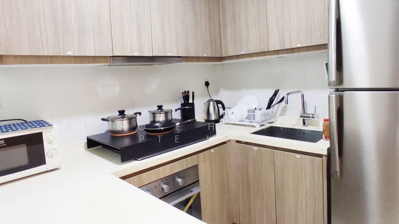 Optima @ Tanah Merah, 88 Tanah Merah Kechil Avenue, Room Rental, 100 sqft, Apartment For Rent, by Bespoke Habitat Pte Ltd, 25176282 - 02-21 KITCHEN - PropertyGuru.com.sg