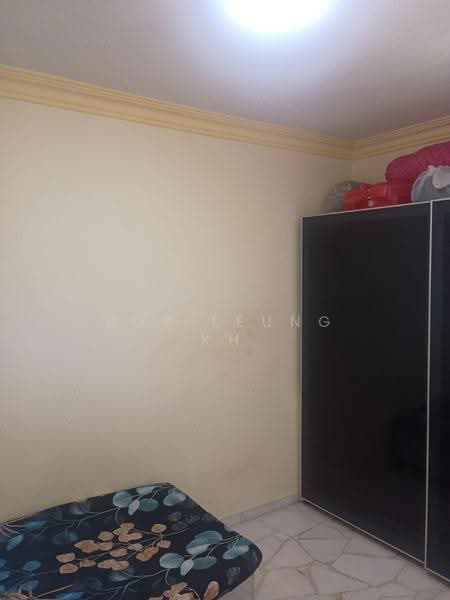 144 Pasir Ris Street 11, 144 Pasir Ris Street 11, Pasir Ris / Tampines, Room Rental, 100 sqft, HDB Flat For Rent, by Bob Leung KH, 25176379 - Bedroom - PropertyGuru.com.sg
