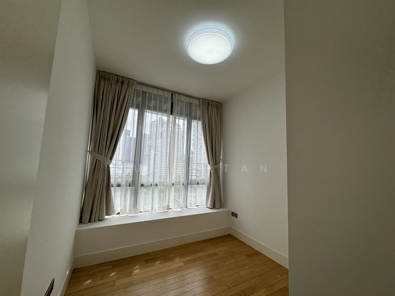 VIVA, 4 Suffolk Walk, 3 Bedrooms, 1,323 sqft, Condominium For Rent, by Susan Tan, 25177139 - PropertyGuru.com.sg