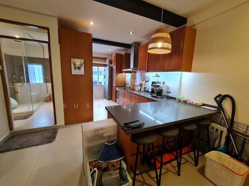 Tiong Bahru BIG Unit, Nearby Tiong Bahru Road, 2 Bedrooms, 1,250 sqft, Conservation House For Rent, by Susan Prior, 25178416 - PropertyGuru.com.sg
