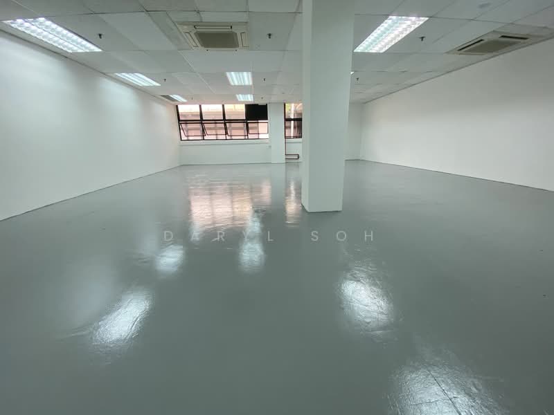 Manhattan House, 151 Chin Swee Road, 900 sqft, Office For Rent, by Daryl Soh, 25178859 - CommercialGuru.com.sg