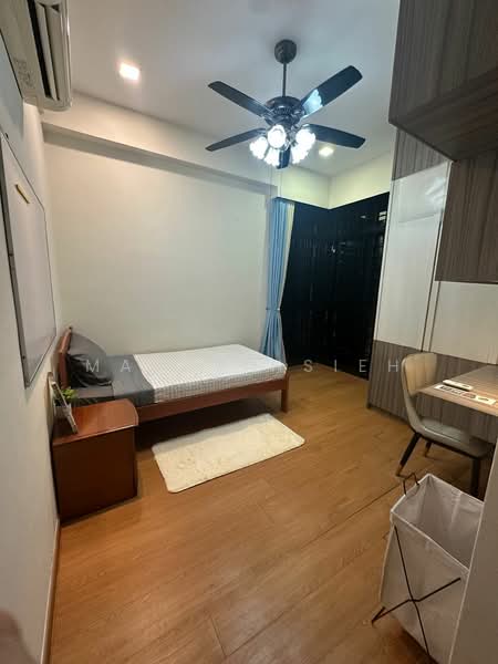 Dover Parkview, 36 Dover Rise, Room Rental, 120 sqft, Condominium For Rent, by Mandy Hsieh, 25178873 - PropertyGuru.com.sg
