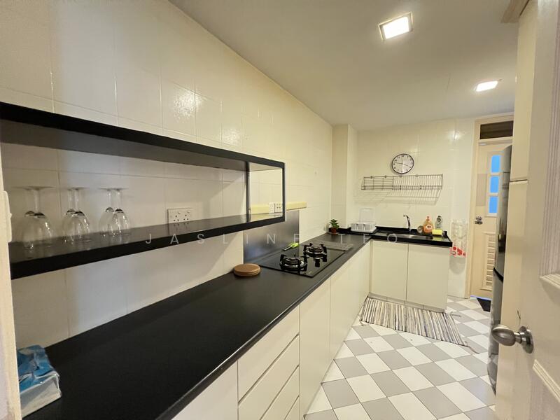 For Rent - Emerald Park