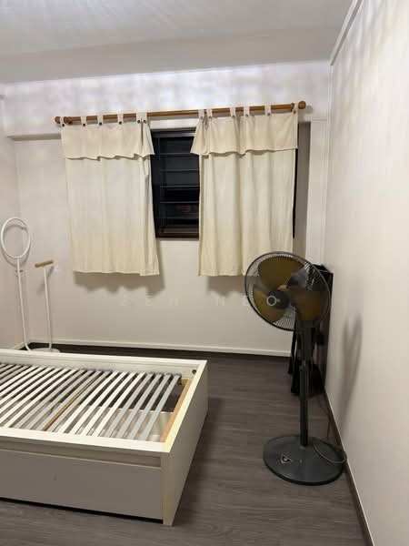 221 Tampines Street 24, 221 Tampines Street 24, Pasir Ris / Tampines, Room Rental, 120 sqft, HDB Flat For Rent, by Zen Neo, 25179636 - PropertyGuru.com.sg