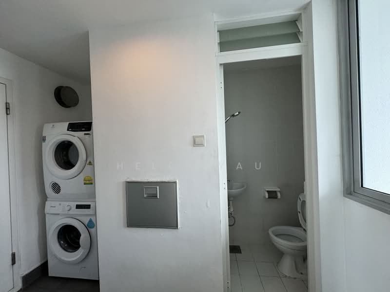 Twin Regency, 28 Kim Tian Road, 3 Bedrooms, 1,442 sqft, Condominium For Rent, by Helen Yau, 25180382 - PropertyGuru.com.sg