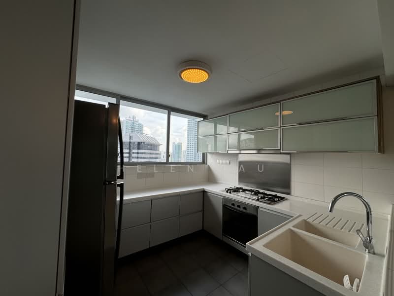 Twin Regency, 28 Kim Tian Road, 3 Bedrooms, 1,442 sqft, Condominium For Rent, by Helen Yau, 25180382 - PropertyGuru.com.sg