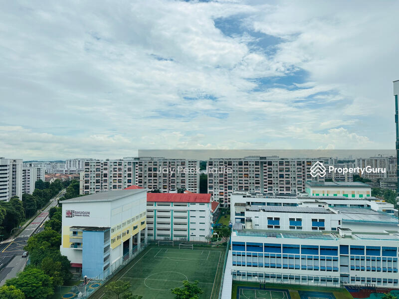 For Rent - The Lakeshore