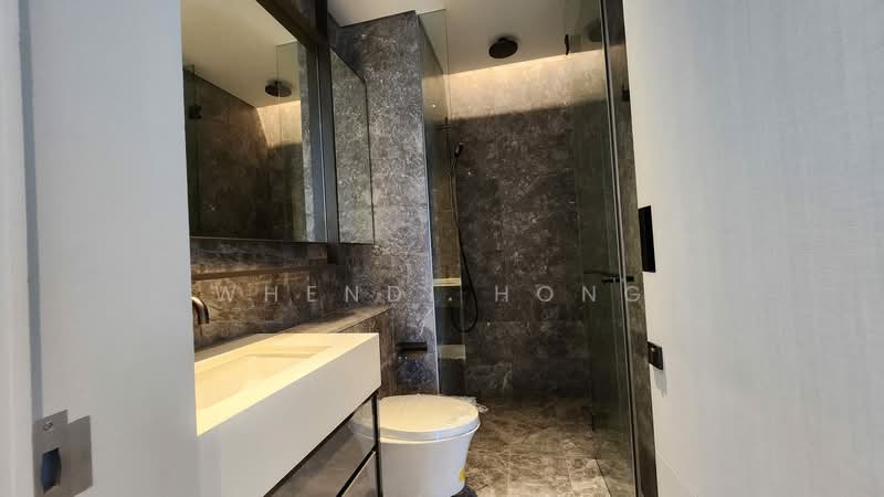Cuscaden Reserve, 8 Cuscaden Road, 3 Bedrooms, 1,163 sqft, Condominium For Rent, by Whendi Hong, 25180491 - Common Bathroom - PropertyGuru.com.sg