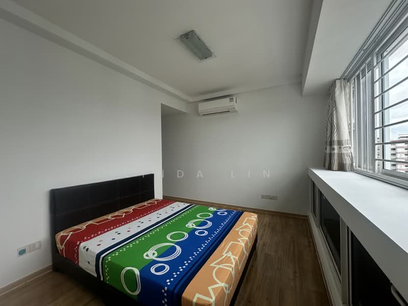 The Esparis, 9A Pasir Ris Drive 4, 3 Bedrooms, 1,184 sqft, Condominium For Rent, by Linda Lin, 25180713 - PropertyGuru.com.sg