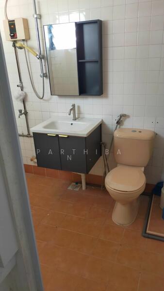 814 Tampines Street 81, 814 Tampines Street 81, Room Rental, 200 sqft, HDB Flat For Rent, by Parthiban R, 25181436 - PropertyGuru.com.sg