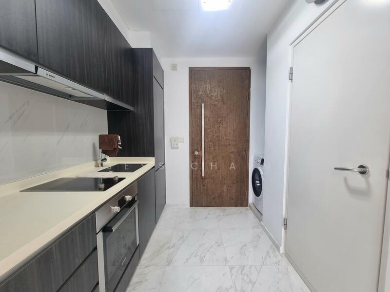 Spottiswoode 18, 18 Spottiswoode Park Road, 2 Bedrooms, 1,098 sqft, Condominium For Rent, by Jess Chaim, 25181623 - PropertyGuru.com.sg